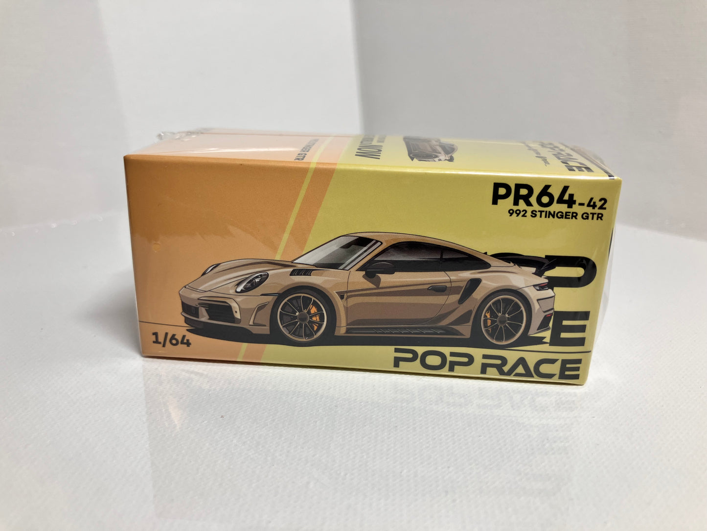 POP RACE Porsche PR64-42 992STINGER GTR